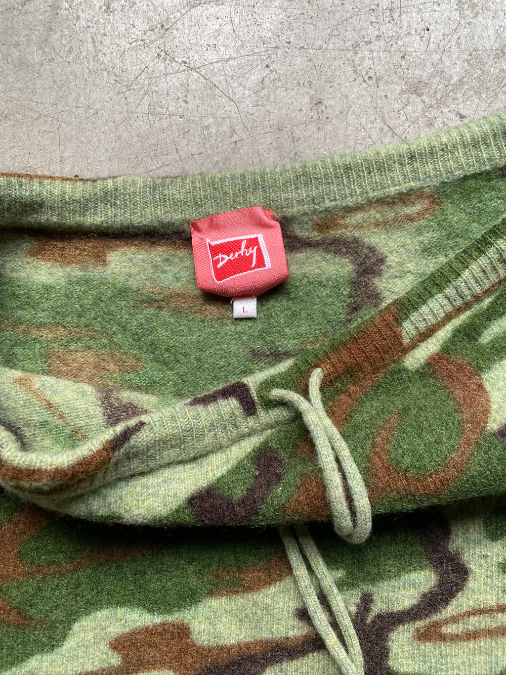 Camouflage wool skirt