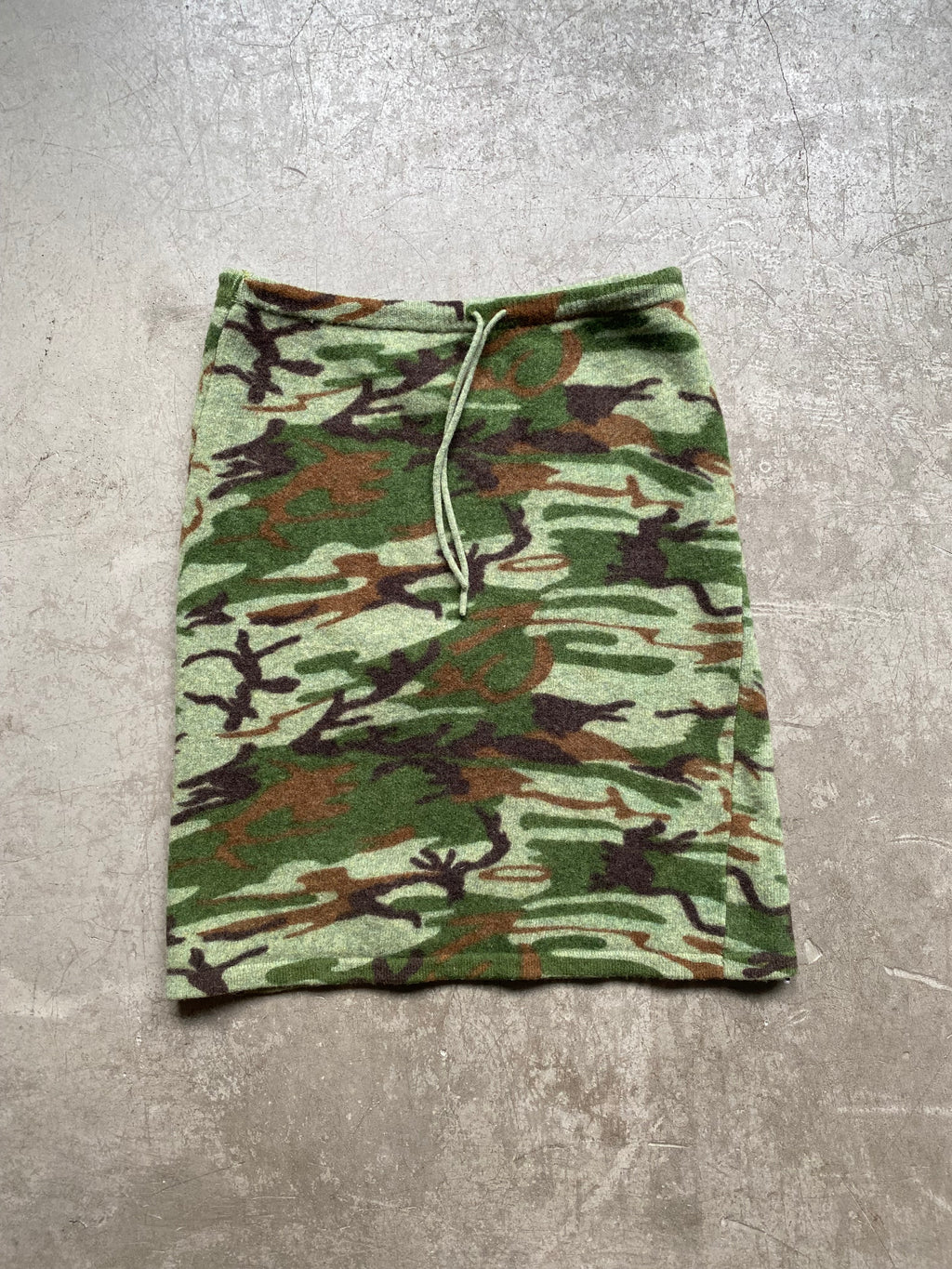 Camouflage wool skirt