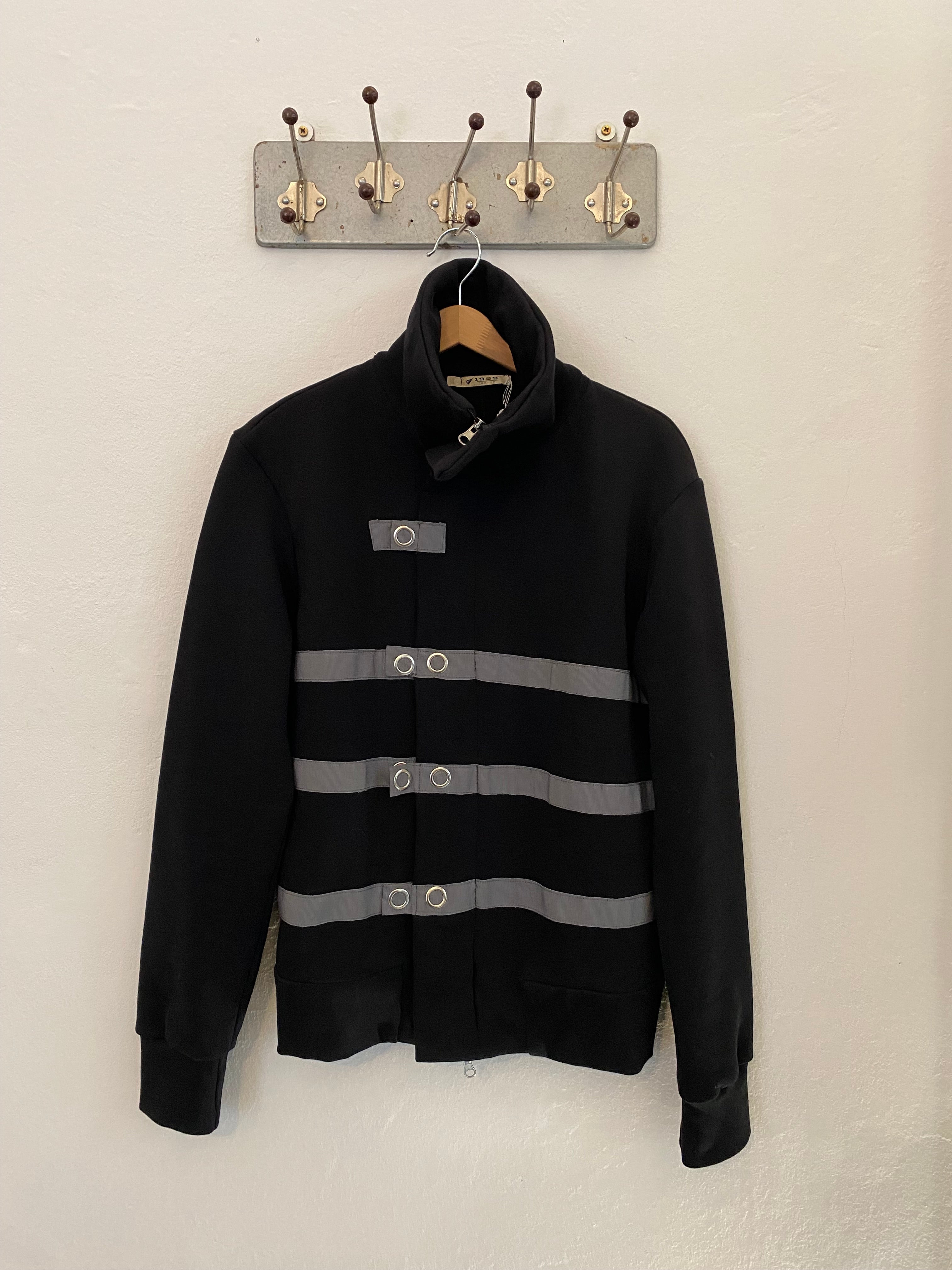 Black/grey zip up jumper