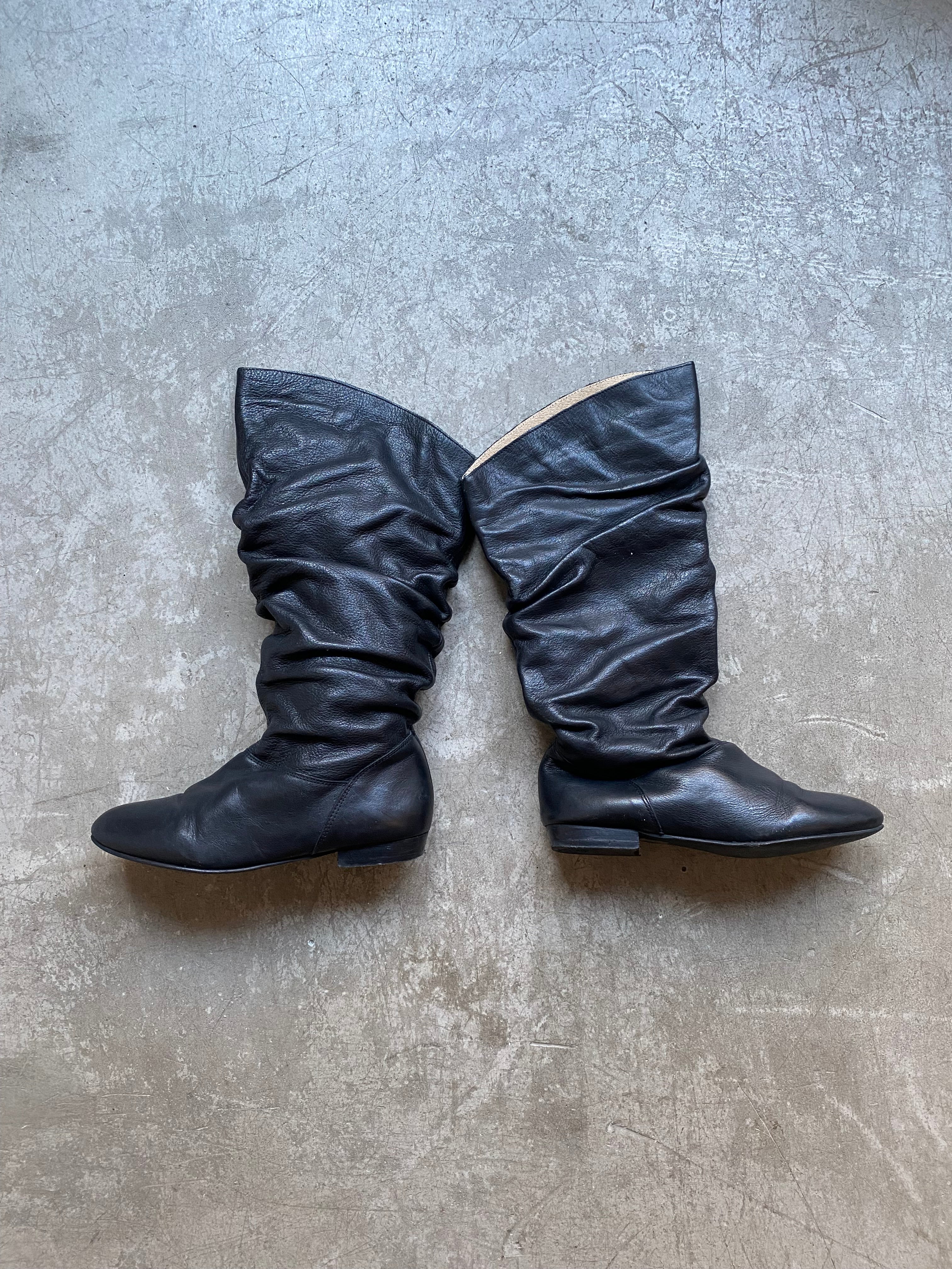 Vintage black leather boots size 36