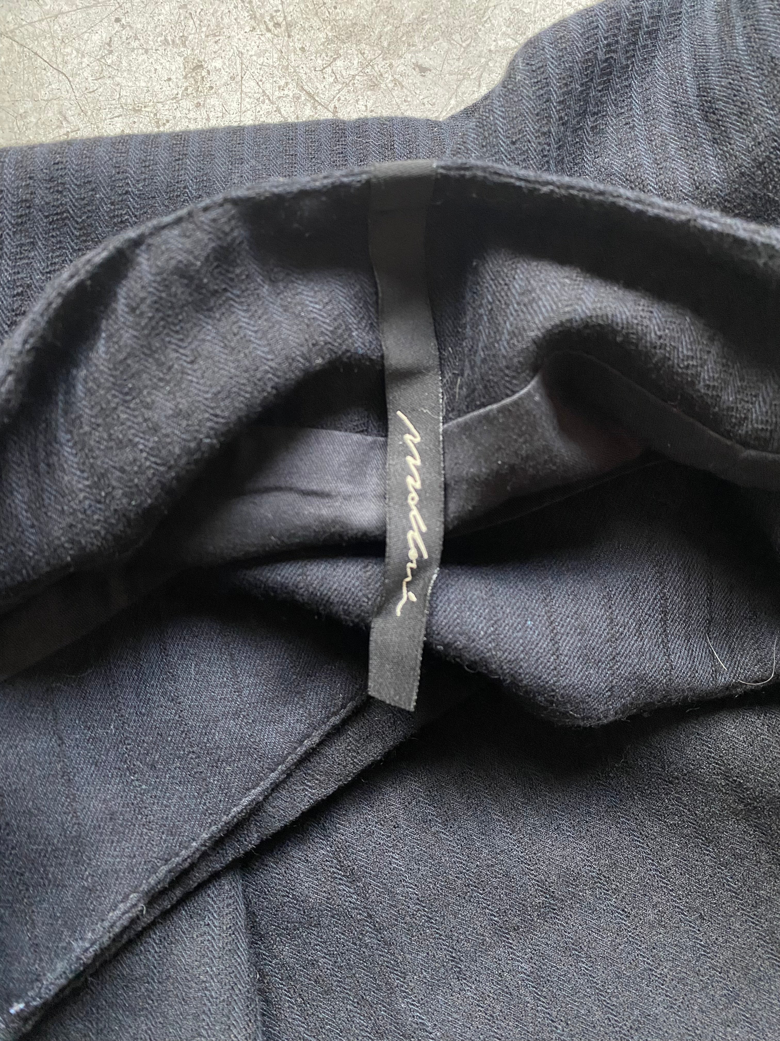 Maxi skirt with leather belt detail