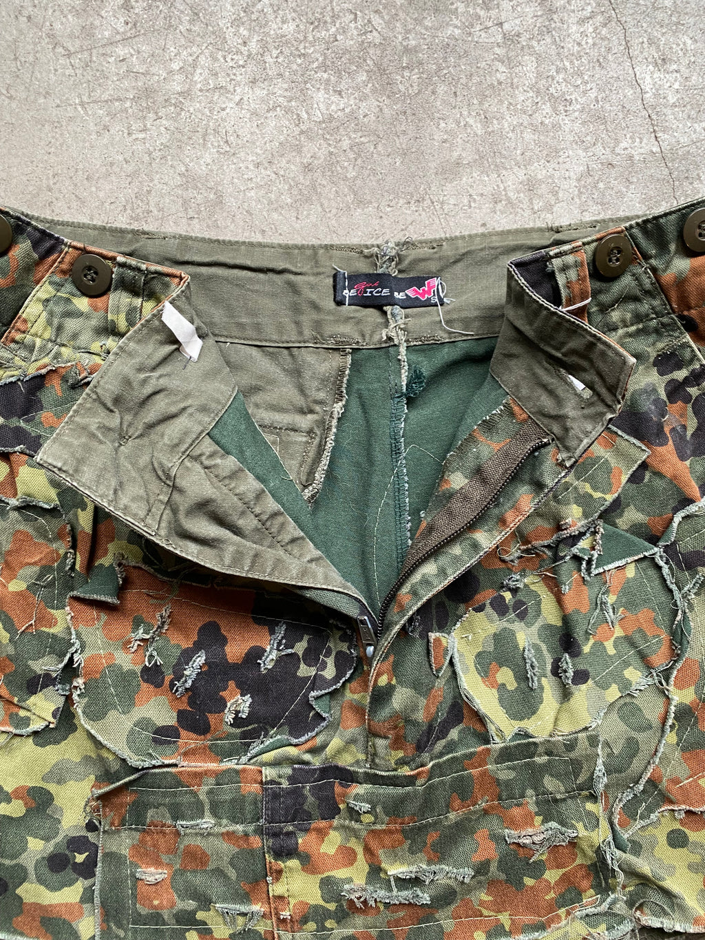 Camouflage mini skirt