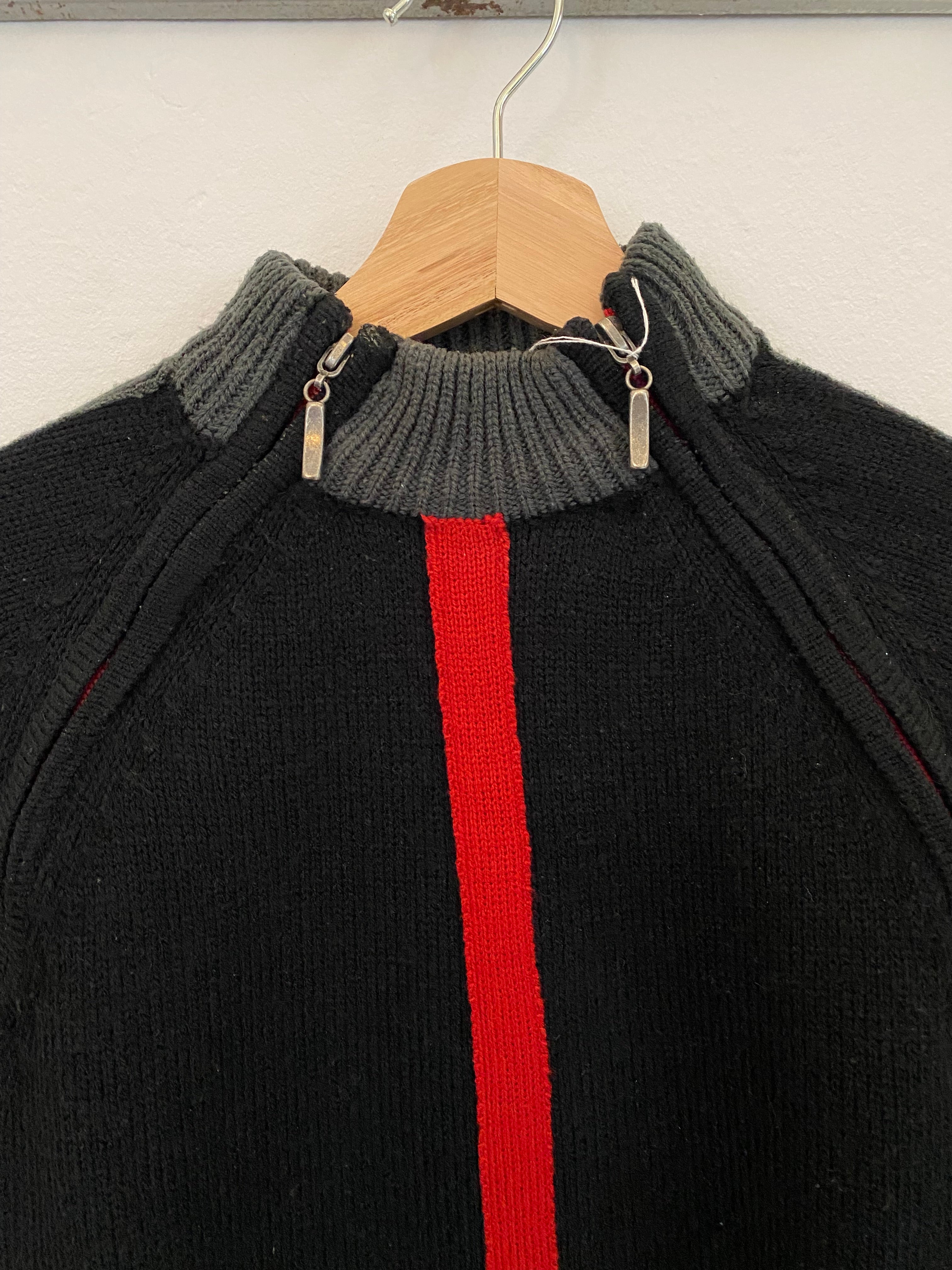 Black sweater with zip details