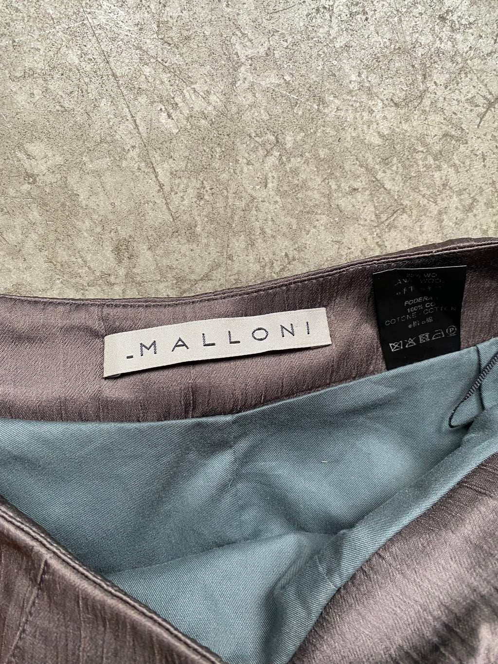 Asymmetrical balloon skirt