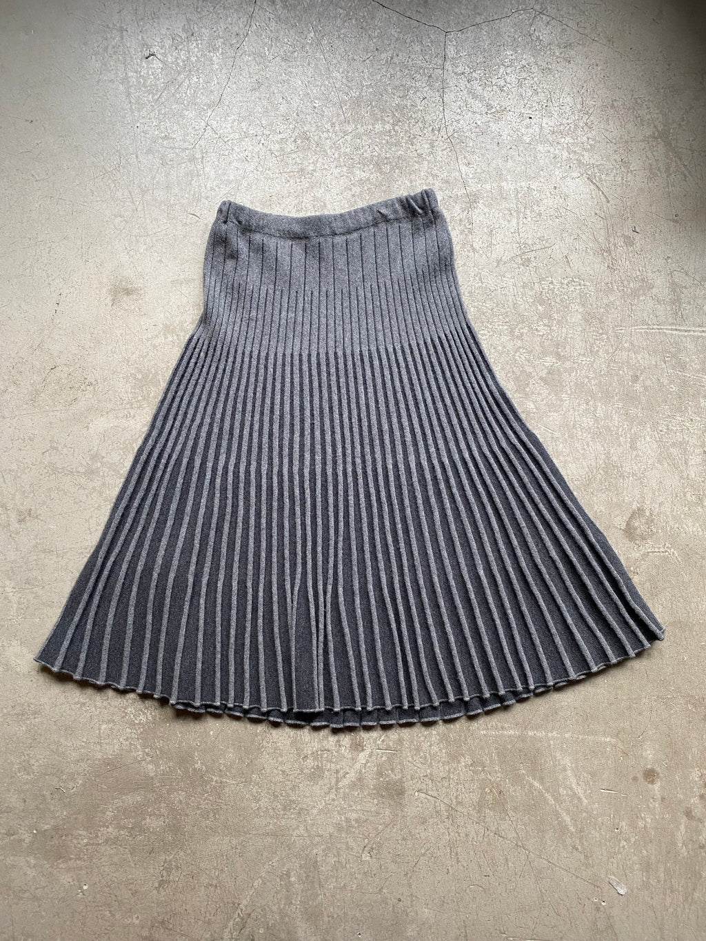 Winter pleated skirt