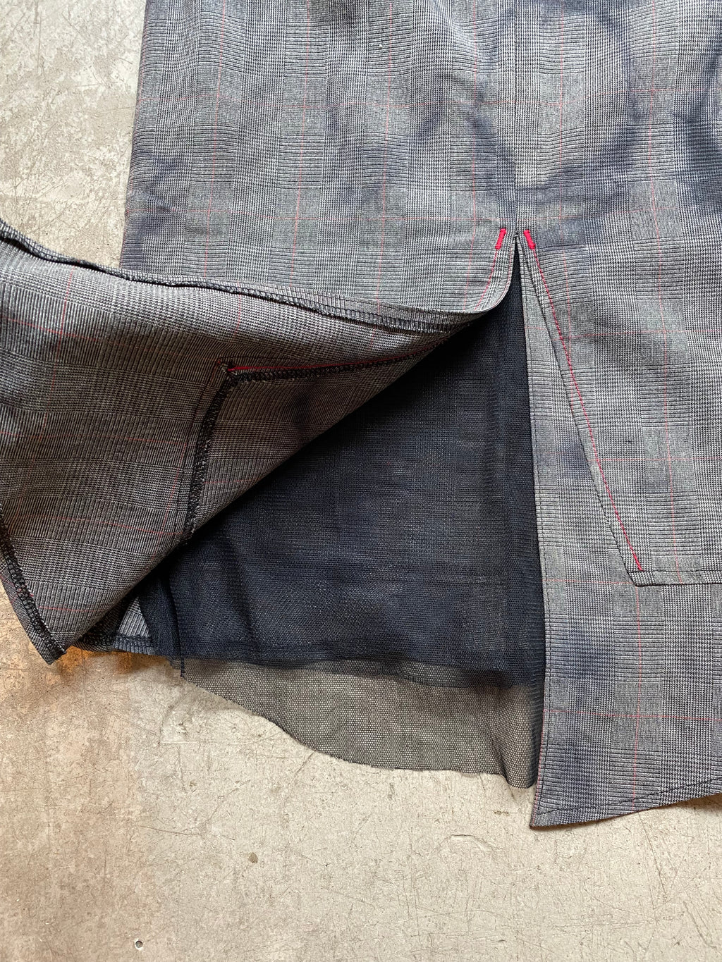 Grey checkered midi skirt