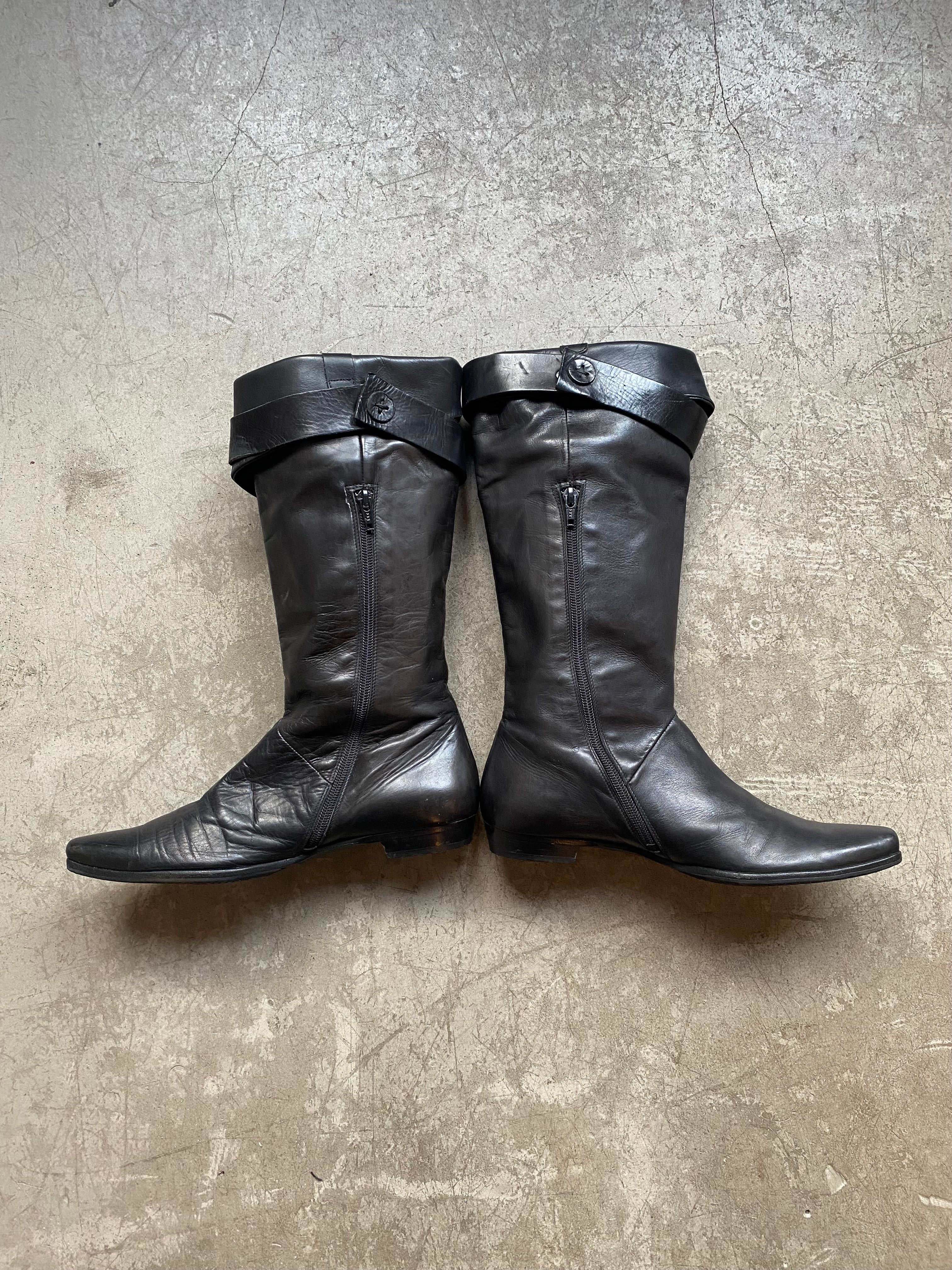 Vintage leather boots size 38