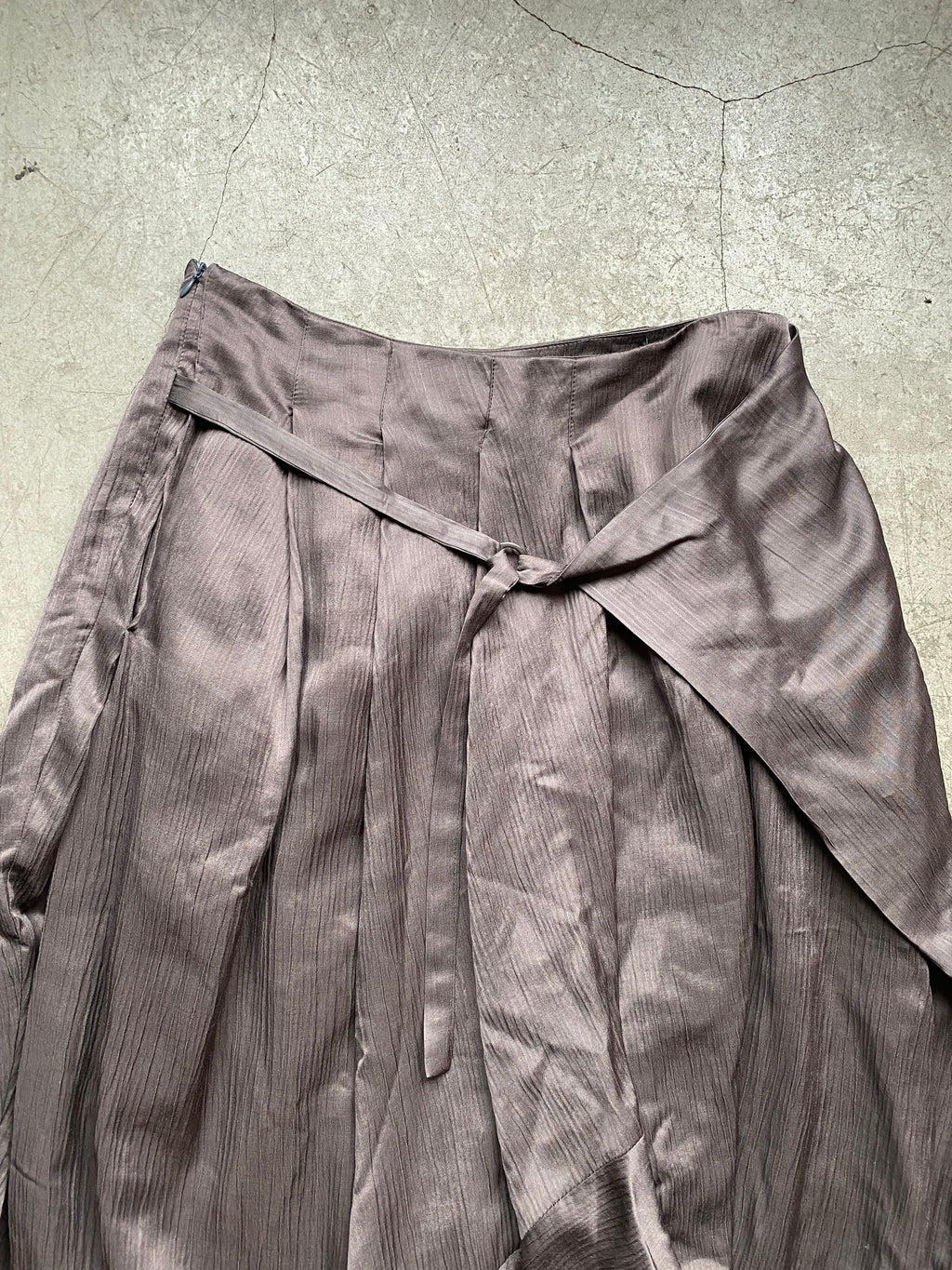 Asymmetrical balloon skirt