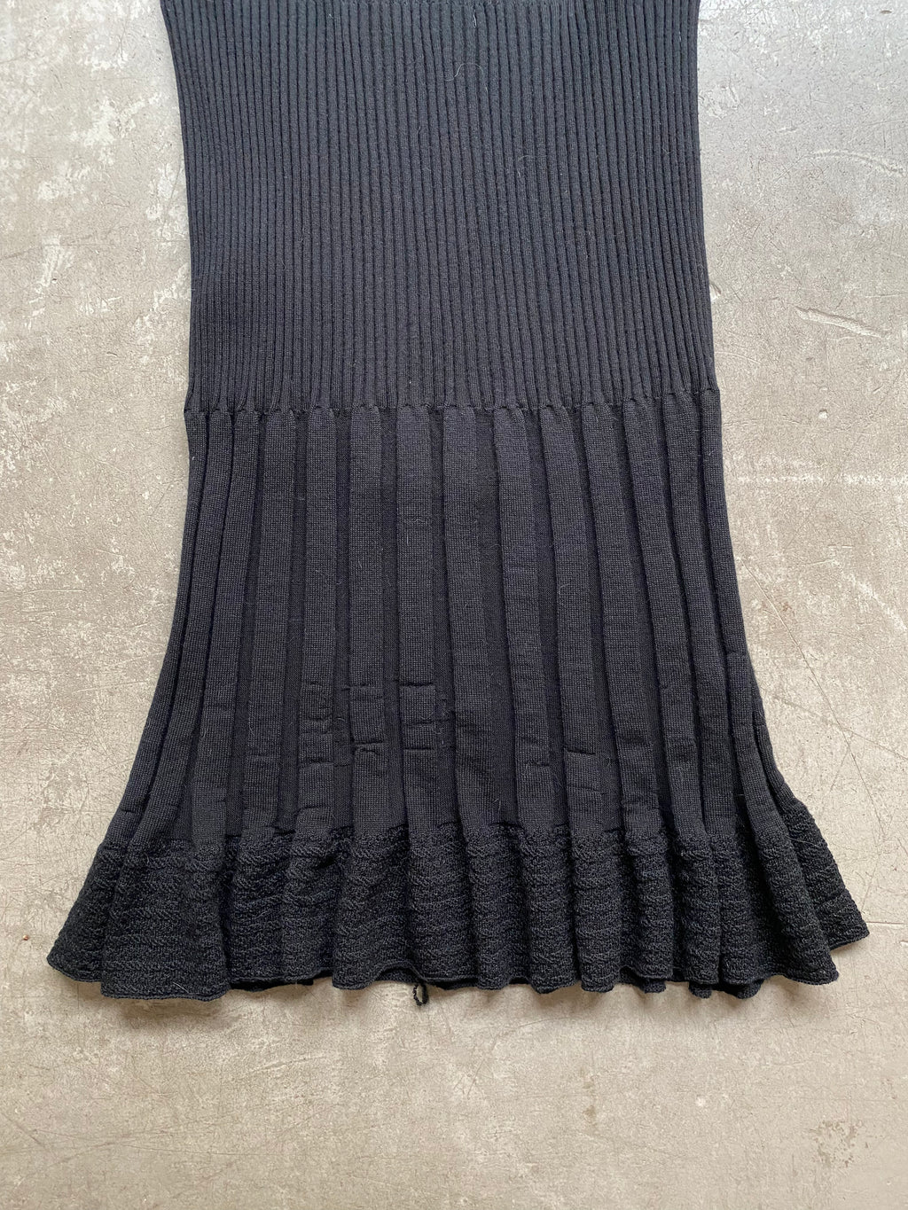 Black knitted maxi skirt