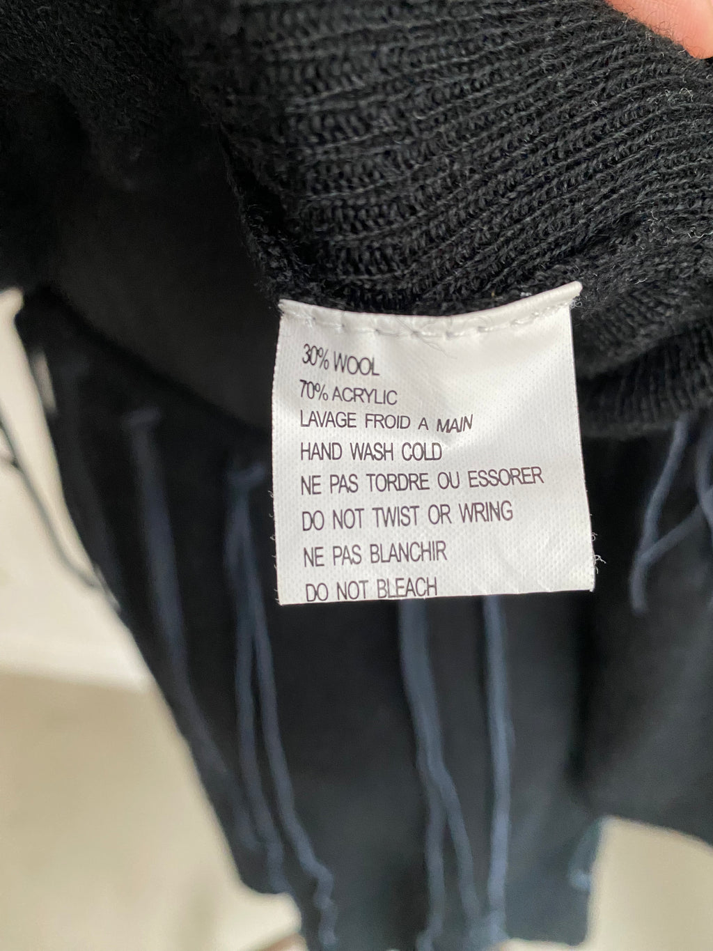 Black wool-blend fringed set up