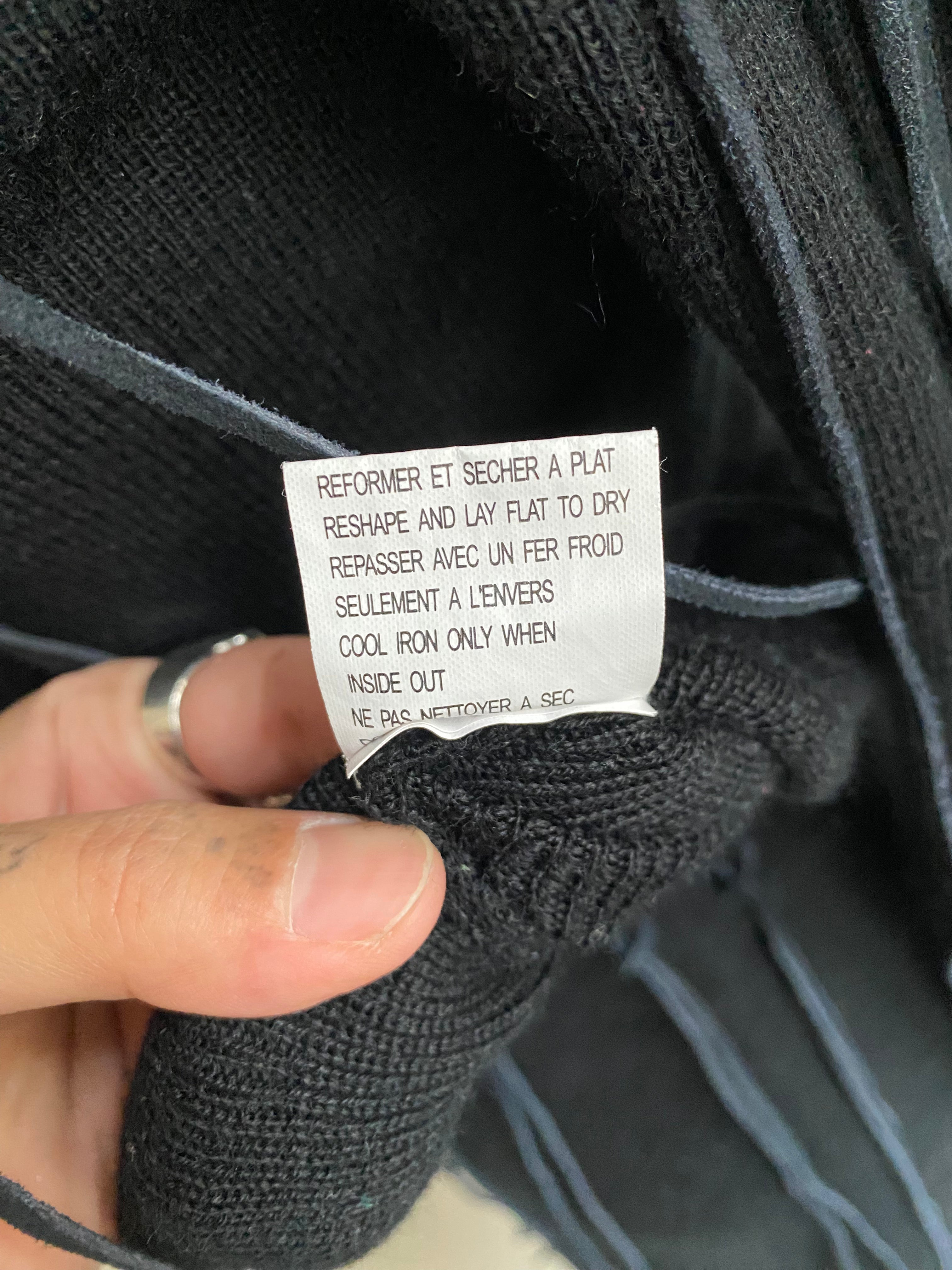 Black wool-blend fringed set up